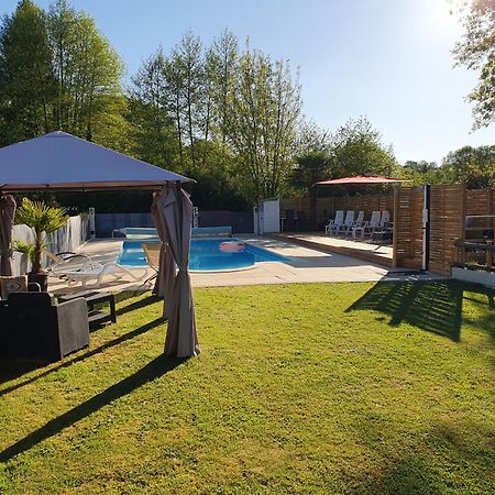 Luxury Safari Tents At Moulin Du Pommier Glamping & Camping Saulgond Zewnętrze zdjęcie
