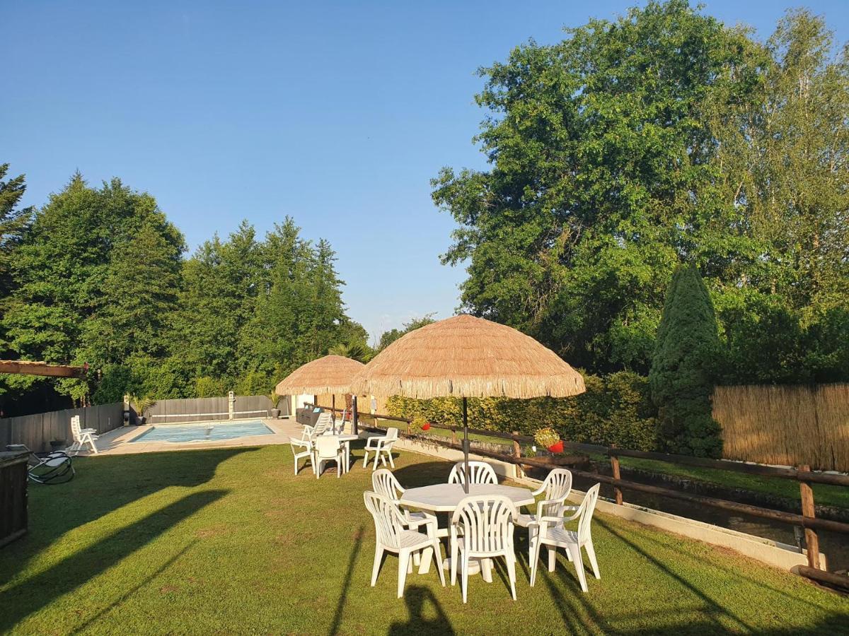 Luxury Safari Tents At Moulin Du Pommier Glamping & Camping Saulgond Zewnętrze zdjęcie