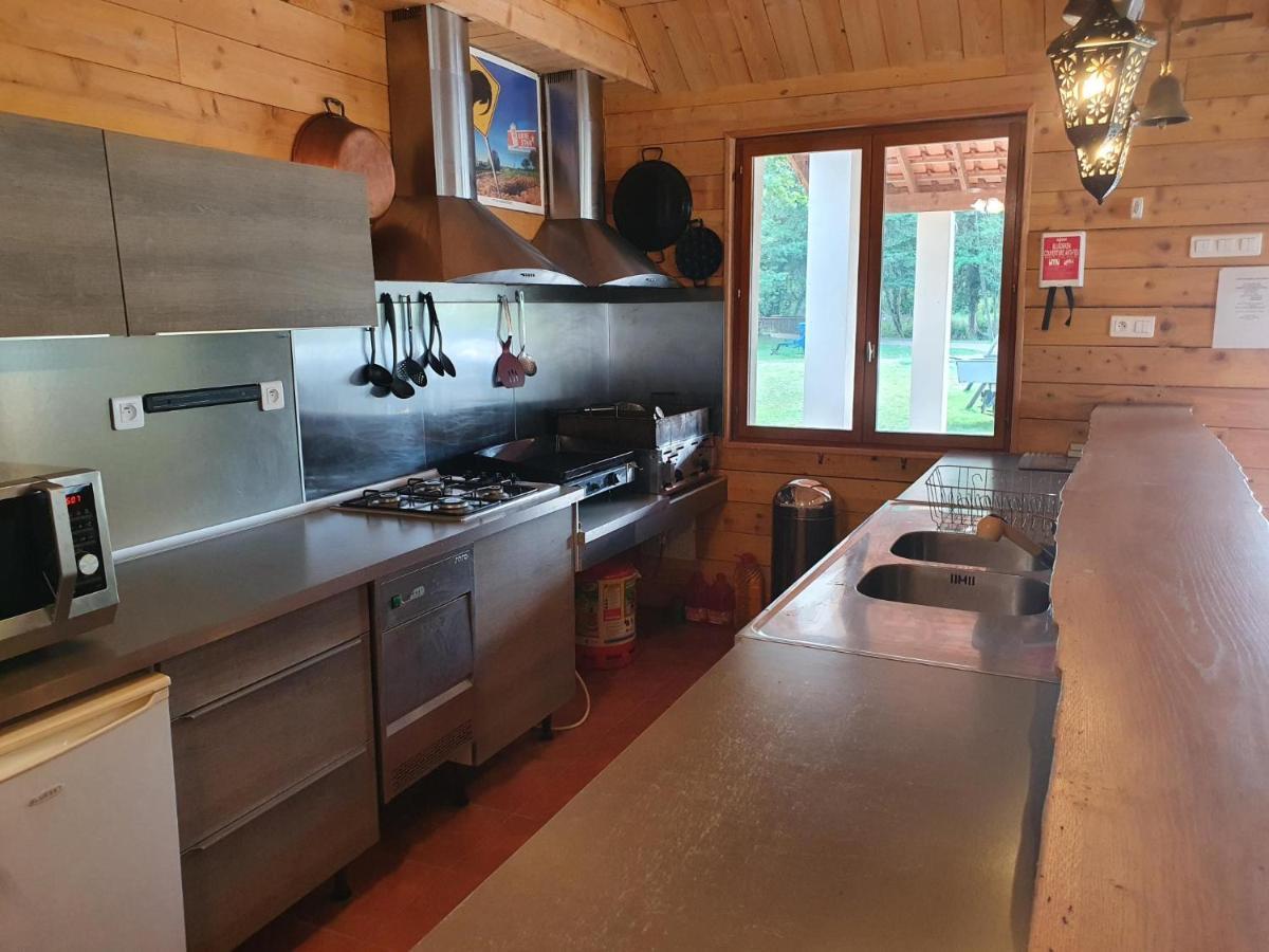 Luxury Safari Tents At Moulin Du Pommier Glamping & Camping Saulgond Zewnętrze zdjęcie