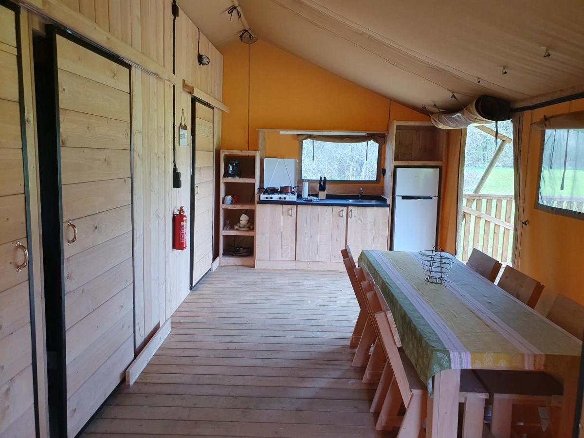 Luxury Safari Tents At Moulin Du Pommier Glamping & Camping Saulgond Zewnętrze zdjęcie