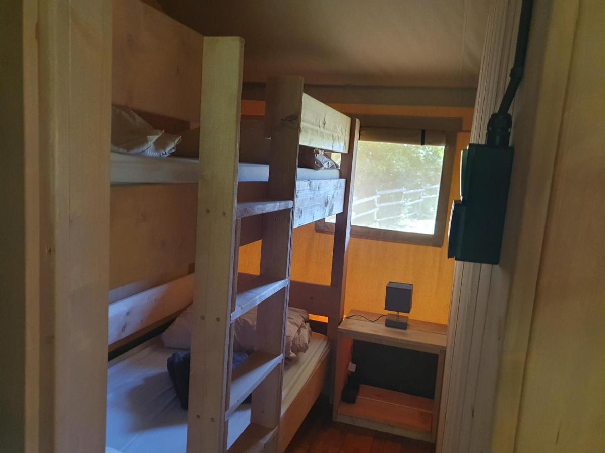 Luxury Safari Tents At Moulin Du Pommier Glamping & Camping Saulgond Zewnętrze zdjęcie
