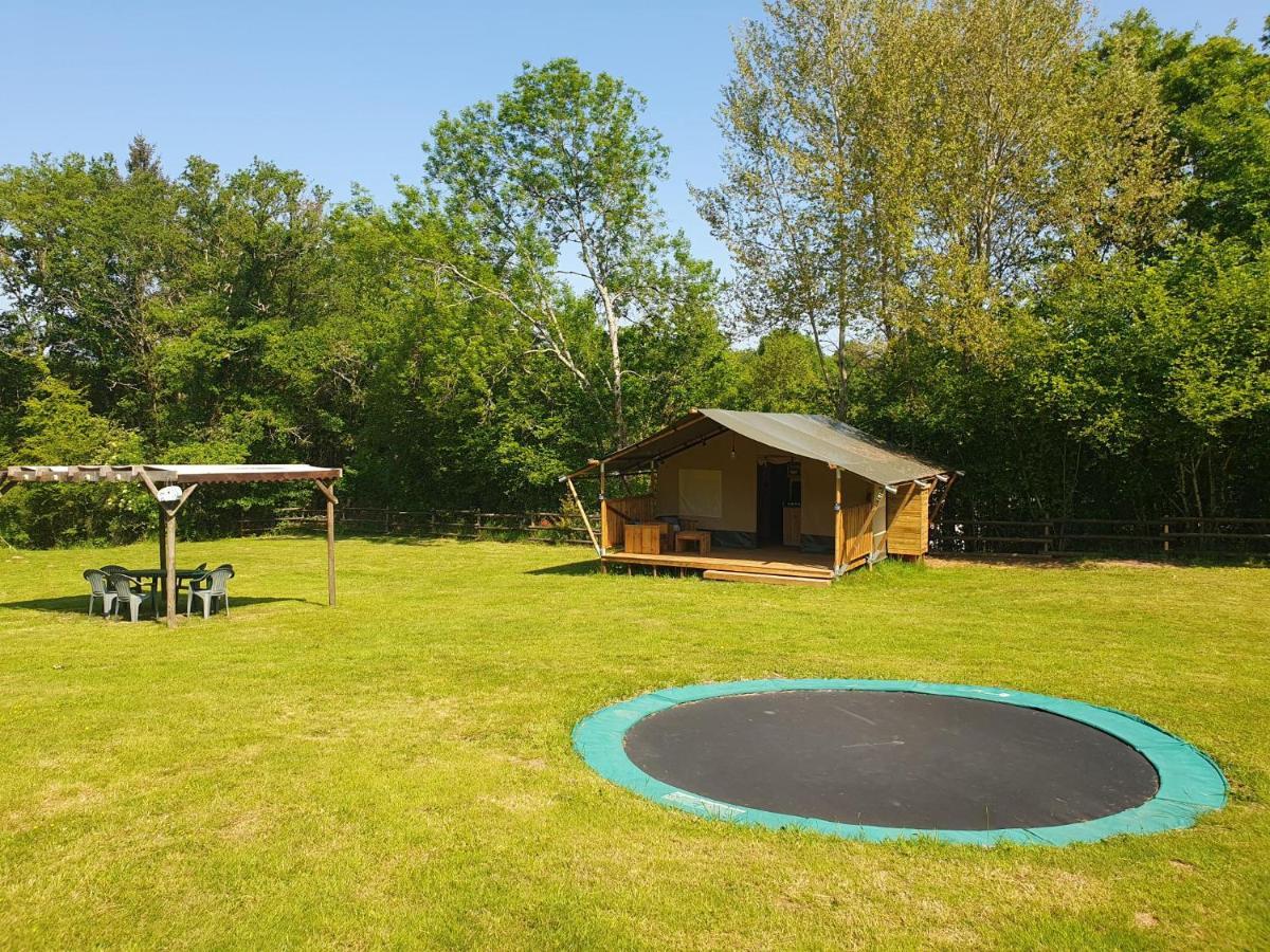 Luxury Safari Tents At Moulin Du Pommier Glamping & Camping Saulgond Zewnętrze zdjęcie