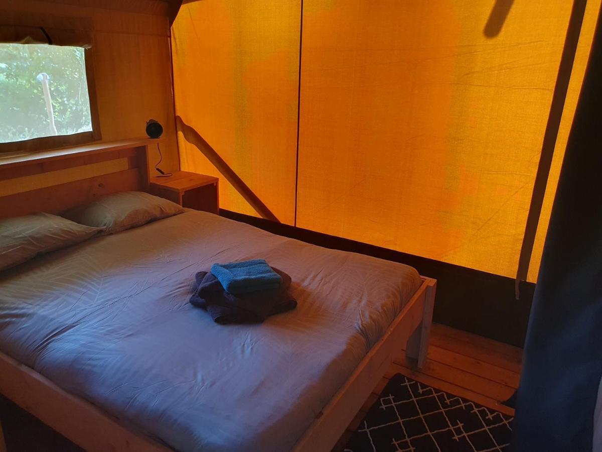 Luxury Safari Tents At Moulin Du Pommier Glamping & Camping Saulgond Zewnętrze zdjęcie