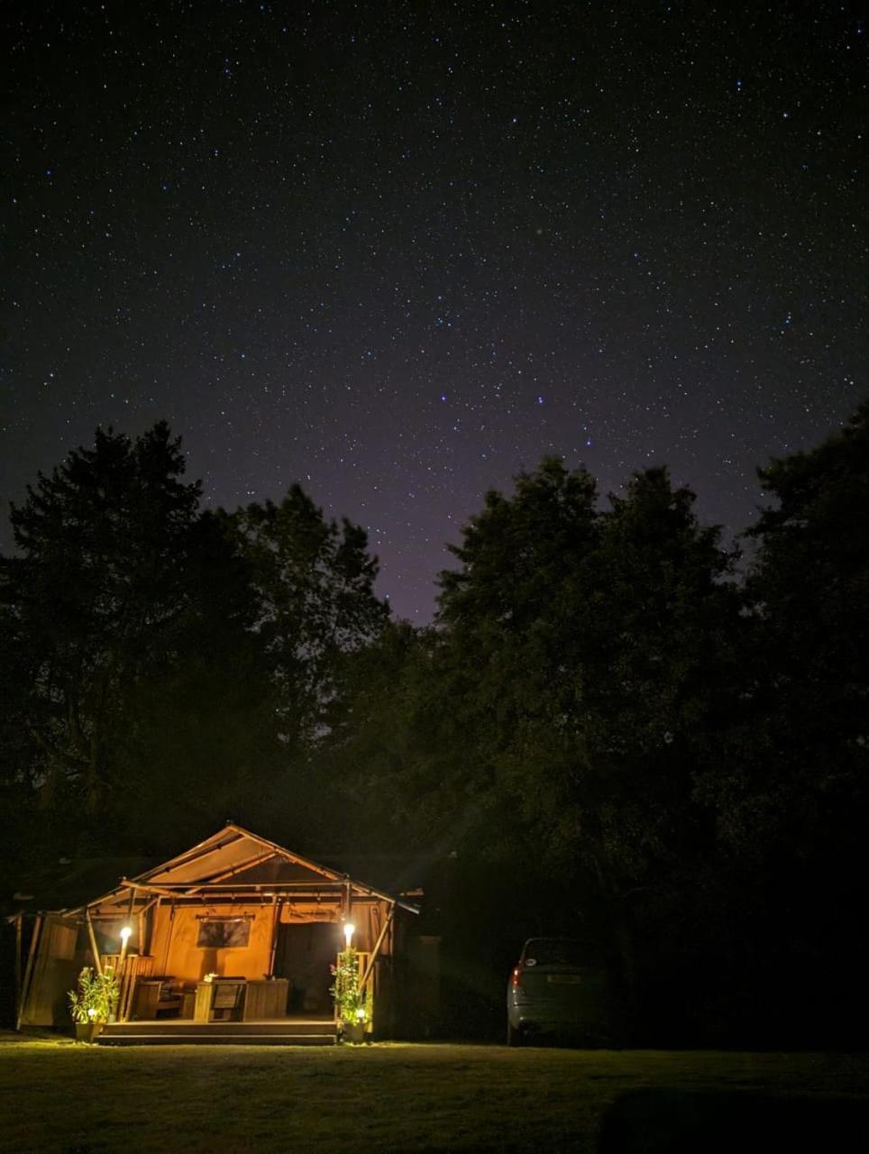 Luxury Safari Tents At Moulin Du Pommier Glamping & Camping Saulgond Zewnętrze zdjęcie