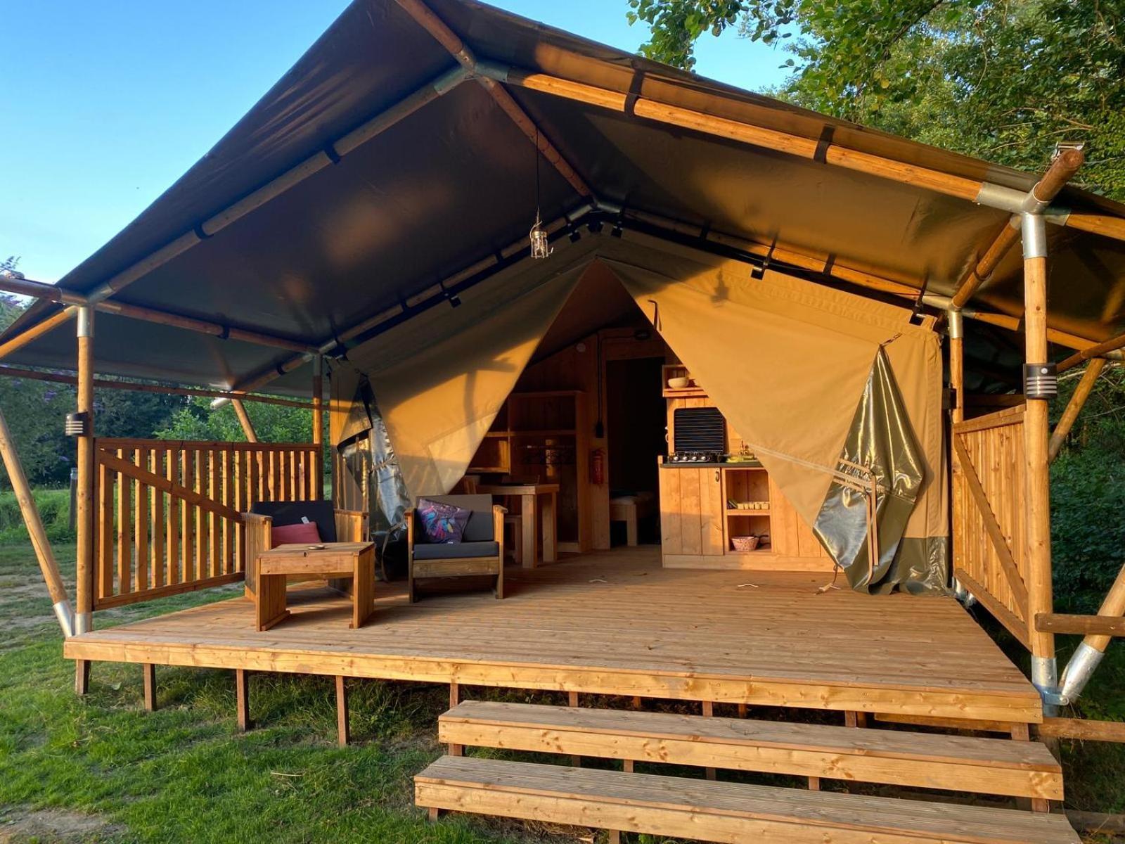 Luxury Safari Tents At Moulin Du Pommier Glamping & Camping Saulgond Zewnętrze zdjęcie
