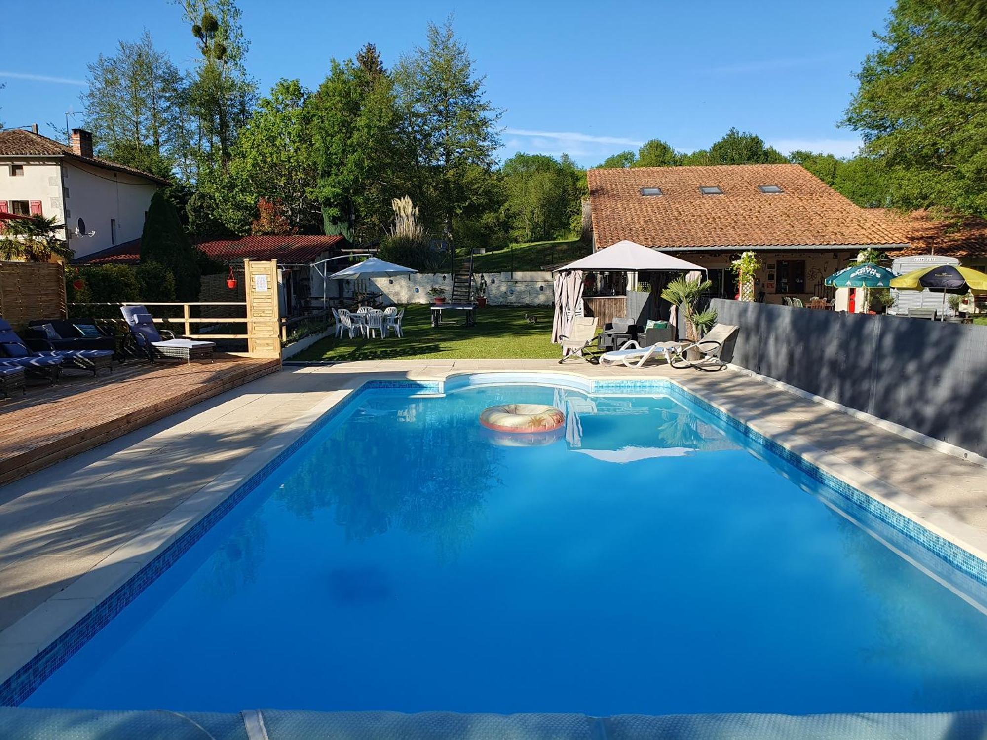 Luxury Safari Tents At Moulin Du Pommier Glamping & Camping Saulgond Zewnętrze zdjęcie